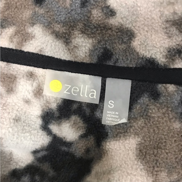 Zella Gray Camo Fleece Jacket - Picture 9 of 10